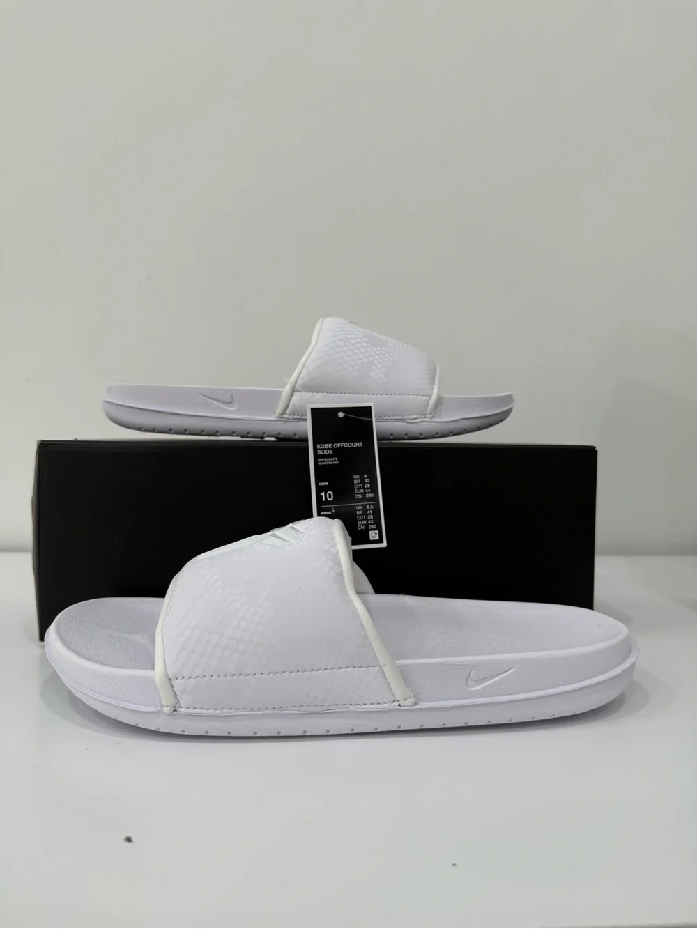 Nike Kobe Offcourt Slide Slip-On Sandal White Pool Beach IF2870-100 Men Size 10
